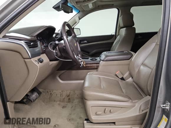 2019 Chevrolet Tahoe LT с VIN 1GNSCBKC0KR100687, выставлен на аукционе Copart как лот 53123455 с пробегом 104 006 миль миль и Чистый • Clean title. История ставок и продаж доступна на DreamBid. Изображение 7.