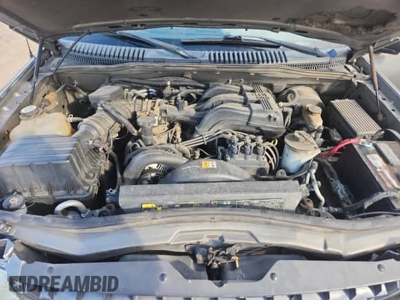 2004 Ford Explorer XLT with VIN 1FMDU73K34ZB29424, listed as a Copart auction lot 85569055 with 101,369 mi miles and Salvage title. Bid and sale history available at DreamBid. Image 12.