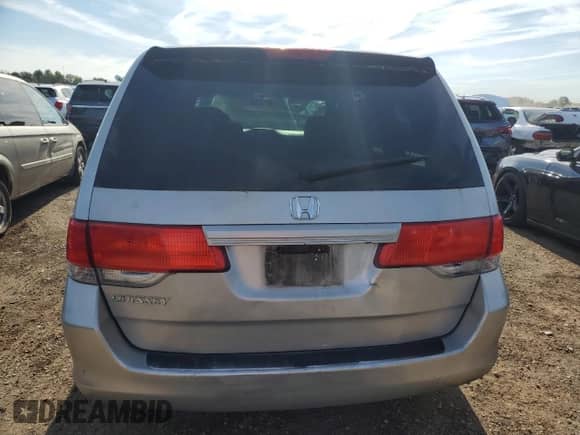 2009 Honda Odyssey LX с VIN 5FNRL38289B033834, выставлен на аукционе Copart как лот 70457685 с пробегом 226 787 миль миль и Списание • Salvage title. История ставок и продаж доступна на DreamBid. Изображение 6.