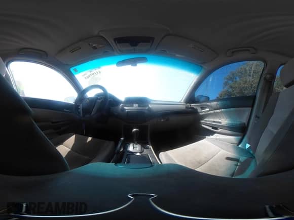 2009 Honda Accord LX-P with VIN 1HGCP264X9A058592, listed as a IAAI auction lot 43197968 with 206,788 mi miles and . Bid and sale history available at DreamBid. Image 18.