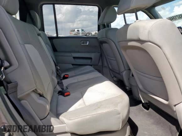 2014 Honda Pilot LX с VIN 5FNYF3H27EB002992, выставлен на аукционе Copart как лот 68521245 с пробегом 61 287 миль миль и Списание • Salvage title. История ставок и продаж доступна на DreamBid. Изображение 10.