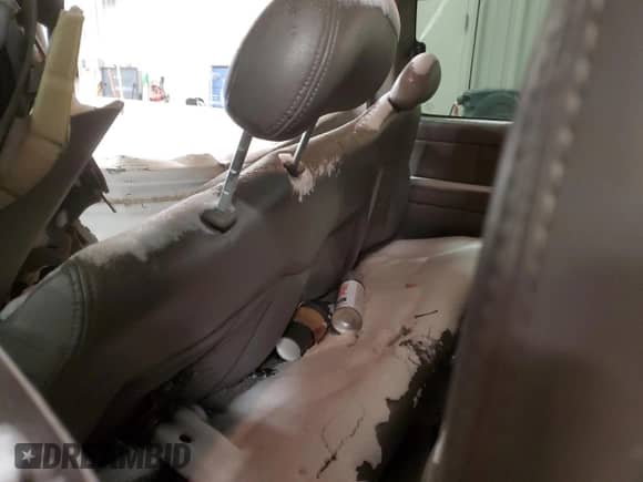 2000 Chevrolet Silverado 2500 LS с VIN 1GCGK29U1YE244863, выставлен на аукционе Copart как лот 45172815 с пробегом 197 908 миль миль и Чистый • Clean title. История ставок и продаж доступна на DreamBid. Изображение 11.