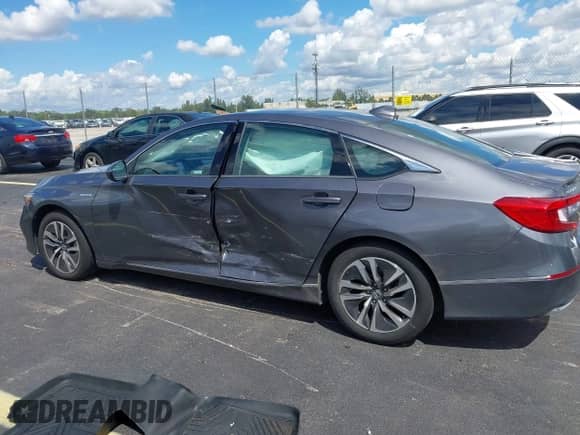 2018 Honda Accord EX z VIN 1HGCV3F47JA000732, wystawiony jako IAAI lot #43230615 z przebiegiem 166 643 mil mil oraz . Historia ofert i sprzedaży dostępna na DreamBid. Obrazek 14.