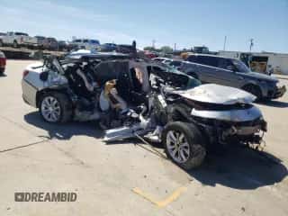 2019 Chevrolet Malibu LT z VIN 1G1ZD5ST2KF108239, wystawiony jako Copart lot #47249254 z przebiegiem Nie podano mil oraz Szkoda całkowita • Salvage title. Historia ofert i sprzedaży dostępna na DreamBid. Obrazek 4.