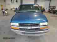 2000 Chevrolet S-10 LS z VIN 1GCCS19W1Y8257556, wystawiony jako Copart lot #64743085 z przebiegiem 284 985 mil mil oraz Szkoda całkowita • Salvage title. Historia ofert i sprzedaży dostępna na DreamBid. Obrazek 5.