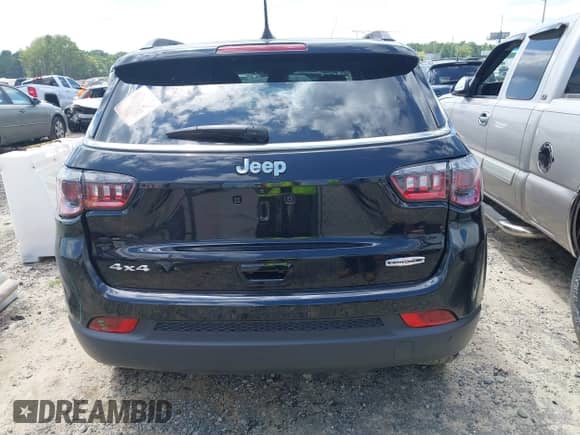 2023 Jeep Compass Latitude Lux с VIN 3C4NJDFN9PT548881, выставлен на аукционе IAAI как лот 42849176 с пробегом 17 702 миль миль и . История ставок и продаж доступна на DreamBid. Изображение 17.