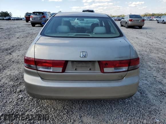 2003 Honda Accord LX с VIN 1HGCM56473A030881, выставлен на аукционе Copart как лот 86671795 с пробегом 323 642 миль миль и Чистый • Clean title. История ставок и продаж доступна на DreamBid. Изображение 6.