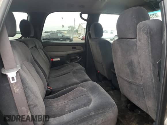 2000 Chevrolet Tahoe LS с VIN 1GNEK13T4YJ165350, выставлен на аукционе Copart как лот 57110095 с пробегом 237 432 миль миль и Списание • Salvage title. История ставок и продаж доступна на DreamBid. Изображение 11.