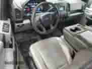 2015 Ford F-150 XL z VIN 1FTEX1CP6FKE51687, wystawiony jako Copart lot #84752255 z przebiegiem 189 847 mil mil oraz Czysty tytuł • Clean title. Historia ofert i sprzedaży dostępna na DreamBid. Obrazek 8.