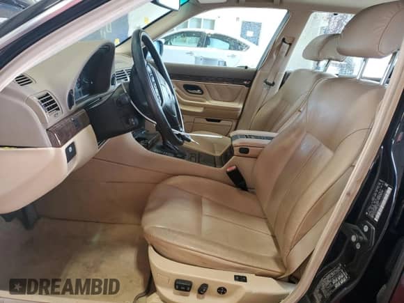 2000 BMW 7 Series 740iL with VIN WBAGH8346YDP10431, listed as a Copart auction lot 60502635 with 152,318 mi miles and Clean title. Bid and sale history available at DreamBid. Image 7.