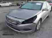 2016 Hyundai Sonata SE с VIN 5NPE24AF1GH305286, выставлен на аукционе IAAI как лот 43438911 с пробегом 88 495 миль миль и . История ставок и продаж доступна на DreamBid. Изображение 6.