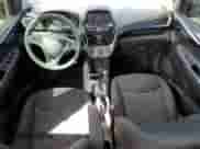 2020 Chevrolet Spark LT z VIN KL8CD6SA0LC450690, wystawiony jako Copart lot #81127085 z przebiegiem 82 406 mil mil oraz Szkoda całkowita • Salvage title. Historia ofert i sprzedaży dostępna na DreamBid. Obrazek 8.