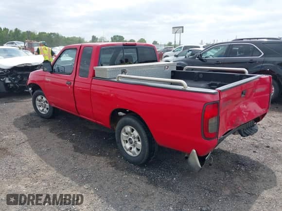 2000 Nissan Frontier XE with VIN 1N6DD26S0YC395959, listed as a IAAI auction lot 42055294 with 209,982 mi miles and . Bid and sale history available at DreamBid. Image 3.