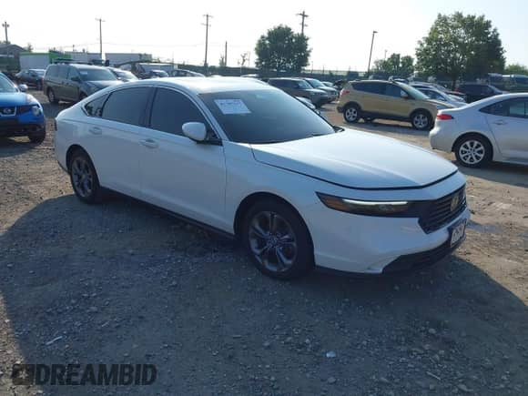 2024 Honda Accord EX with VIN 1HGCY1F34RA007670, listed as a IAAI auction lot 42785117 with 31,379 mi miles and . Bid and sale history available at DreamBid. Image 1.
