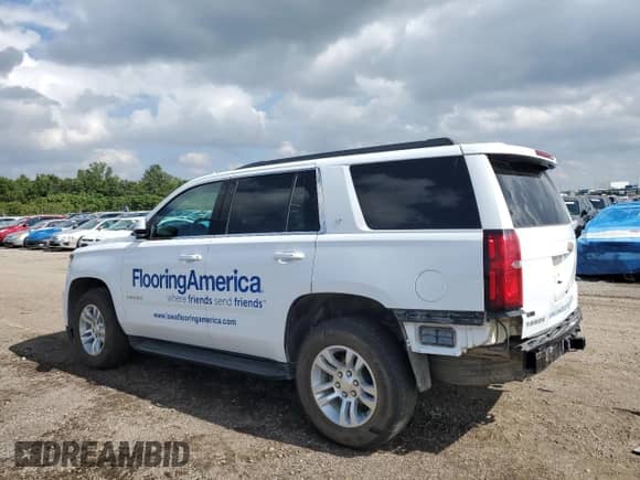 2020 Chevrolet Tahoe LT z VIN 1GNSKBKC8LR249837, wystawiony jako Copart lot #81224345 z przebiegiem 101 960 mil mil oraz Szkoda całkowita • Salvage title. Historia ofert i sprzedaży dostępna na DreamBid. Obrazek 2.