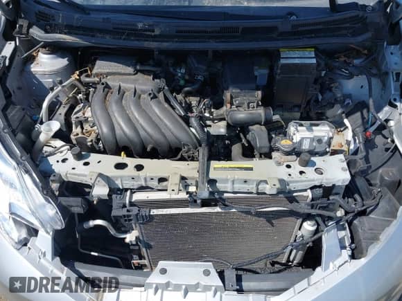 2015 Nissan Note S Plus z VIN 3N1CE2CP1FL386543, wystawiony jako IAAI lot #43191578 z przebiegiem 79 082 mil mil oraz . Historia ofert i sprzedaży dostępna na DreamBid. Obrazek 10.