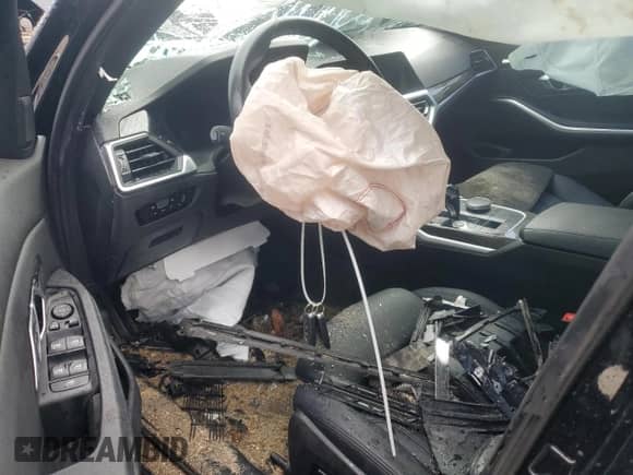 2020 BMW 3 Series 330i with VIN 3MW5R1J03L8B08166, listed as a Copart auction lot 82378265 with Not provided miles and Non repairable. Bid and sale history available at DreamBid. Image 8.