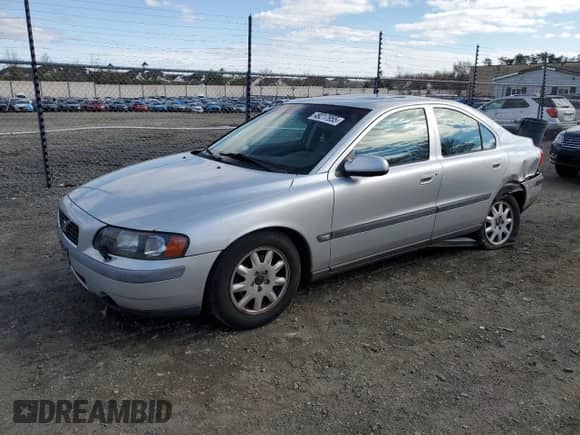 2001 Volvo S60 с VIN YV1RS61R512053388, выставлен на аукционе Copart как лот 49217955 с пробегом 200 480 миль миль и Списание • Salvage title. История ставок и продаж доступна на DreamBid. Изображение 1.