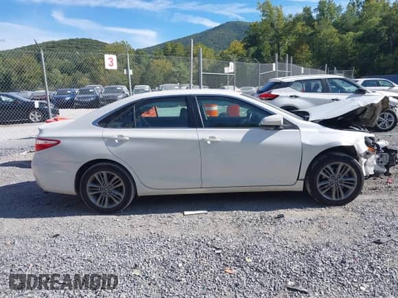 2016 Toyota Camry SE с VIN 4T1BF1FK9GU198002, выставлен на аукционе IAAI как лот 43128500 с пробегом 119 391 миль миль и . История ставок и продаж доступна на DreamBid. Изображение 13.