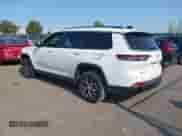 2023 Jeep Grand Cherokee Limited с VIN 1C4RJKBG3P8772286, выставлен на аукционе IAAI как лот 42892651 с пробегом 31 432 миль миль и . История ставок и продаж доступна на DreamBid. Изображение 3.