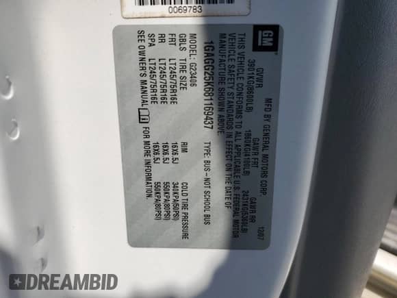 2008 Chevrolet Express Passenger с VIN 1GAGG25K681169437, выставлен на аукционе Copart как лот 72340894 с пробегом 128 530 миль миль и Списание • Salvage title. История ставок и продаж доступна на DreamBid. Изображение 15.