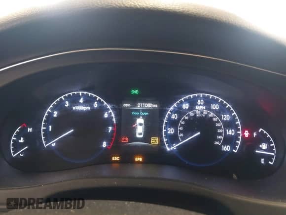 2013 Hyundai Genesis R-Spec z VIN KMHGC4DH8DU219604, wystawiony jako IAAI lot #41999447 z przebiegiem 211 085 mil mil oraz . Historia ofert i sprzedaży dostępna na DreamBid. Obrazek 7.