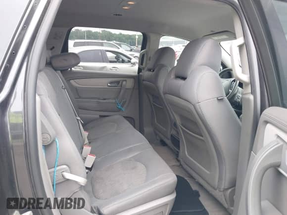 2014 Chevrolet Traverse LS z VIN 1GNKVFKD2EJ202585, wystawiony jako IAAI lot #42585179 z przebiegiem 107 460 mil mil oraz . Historia ofert i sprzedaży dostępna na DreamBid. Obrazek 8.