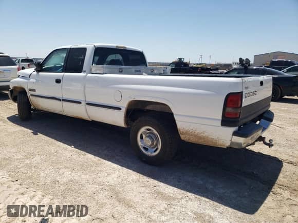 1998 Dodge RAM with VIN 3B7KC226XWG223759, listed as a Copart auction lot 56664585 with 400,303 mi miles and Salvage title. Bid and sale history available at DreamBid. Image 2.