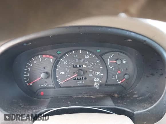 2002 Hyundai Accent GL z VIN KMHCG45C92U347708, wystawiony jako IAAI lot #42137086 z przebiegiem 73 271 mil mil oraz . Historia ofert i sprzedaży dostępna na DreamBid. Obrazek 7.