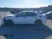 2020 Toyota Camry SE z VIN 4T1G11AK1LU964407, wystawiony jako IAAI lot #43108552 z przebiegiem 68 960 mil mil oraz . Historia ofert i sprzedaży dostępna na DreamBid. Obrazek 14.