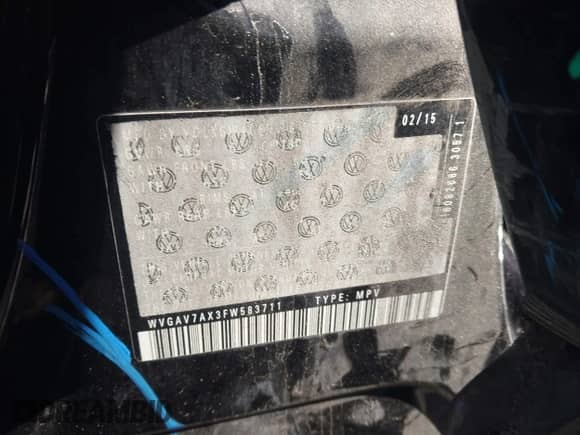 2015 Volkswagen Tiguan S z VIN WVGAV7AX3FW583711, wystawiony jako IAAI lot #43437551 z przebiegiem 213 857 mil mil oraz . Historia ofert i sprzedaży dostępna na DreamBid. Obrazek 9.