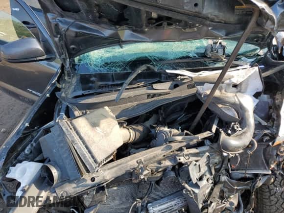 2020 Toyota Tacoma SR5 z VIN 3TMCZ5AN7LM291155, wystawiony jako Copart lot #67111255 z przebiegiem 106 969 mil mil oraz Szkoda całkowita • Salvage title. Historia ofert i sprzedaży dostępna na DreamBid. Obrazek 11.