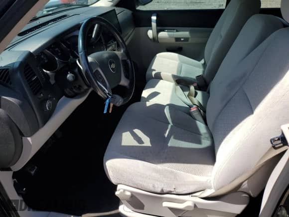 2008 Chevrolet Silverado 1500 2LT z VIN 2GCEK133481198531, wystawiony jako Copart lot #54232165 z przebiegiem 203 053 mil mil oraz Szkoda całkowita • Salvage title. Historia ofert i sprzedaży dostępna na DreamBid. Obrazek 7.