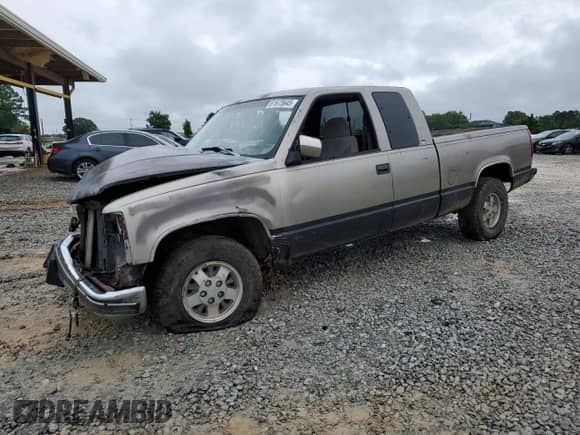 1998 GMC Sierra 1500 с VIN 2GTEC19R1W1530382, выставлен на аукционе Copart как лот 61673645 с пробегом 374 461 миль миль и Списание • Salvage title. История ставок и продаж доступна на DreamBid. Изображение 1.