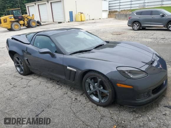 2010 Chevrolet Corvette Z16 Grand Sport 3LT with VIN 1G1YW2DW1A5108331, listed as a Copart auction lot 55480474 with 75,143 mi miles and Salvage title. Bid and sale history available at DreamBid. Image 4.