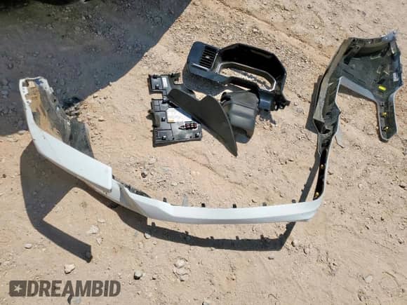 2025 Chevrolet Silverado 2500HD LT with VIN 1GC1KNEY0SF230762, listed as a Copart auction lot 68710535 with Not provided miles and Salvage title. Bid and sale history available at DreamBid. Image 12.