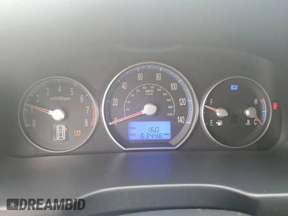 2008 Hyundai Santa Fe SE с VIN 5NMSH13E58H215528, выставлен на аукционе Copart как лот 86148475 с пробегом 63 446 миль миль и Чистый • Clean title. История ставок и продаж доступна на DreamBid. Изображение 9.