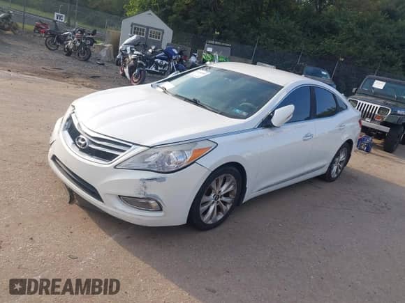 2013 Hyundai Azera с VIN KMHFG4JG9DA227997, выставлен на аукционе IAAI как лот 43292883 с пробегом 136 707 миль миль и . История ставок и продаж доступна на DreamBid. Изображение 2.
