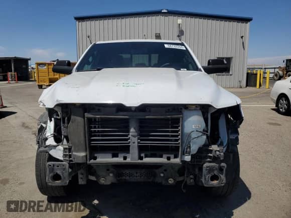 2020 Ram 1500 Big Horn z VIN 1C6RREBT9LN121612, wystawiony jako Copart lot #68733355 z przebiegiem 79 061 mil mil oraz Szkoda całkowita • Salvage title. Historia ofert i sprzedaży dostępna na DreamBid. Obrazek 5.