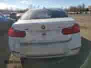 2013 BMW 3 Series 328i xDrive с VIN WBA3B5G58DNS04346, выставлен на аукционе Copart как лот 77405664 с пробегом Не указан миль и На запчасти • Non repairable. История ставок и продаж доступна на DreamBid. Изображение 6.