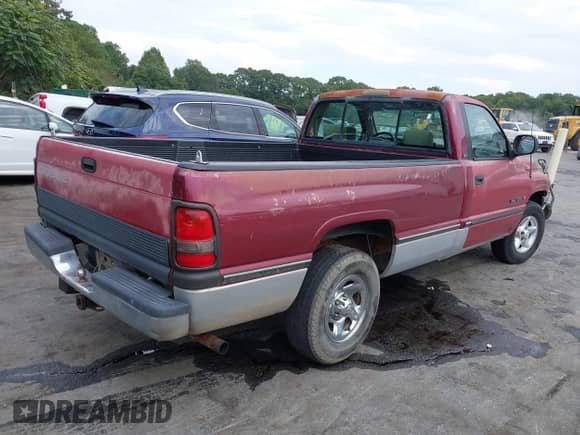 1996 Dodge 1500 с VIN 1B7HC16Y5TS543690, выставлен на аукционе IAAI как лот 43226169 с пробегом 367 892 миль миль и . История ставок и продаж доступна на DreamBid. Изображение 4.