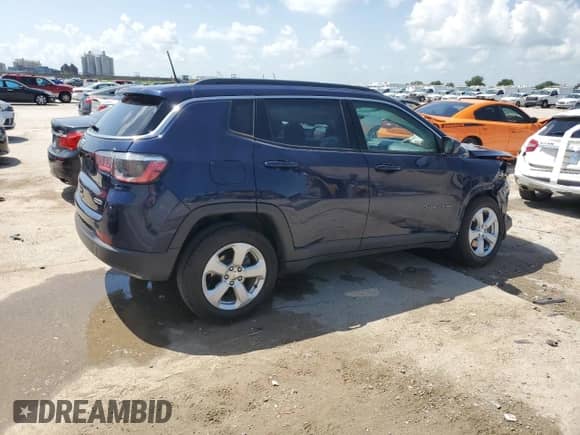 2021 Jeep Compass Latitude z VIN 3C4NJCBB8MT509295, wystawiony jako Copart lot #61802105 z przebiegiem Nie podano mil oraz Szkoda całkowita • Salvage title. Historia ofert i sprzedaży dostępna na DreamBid. Obrazek 3.