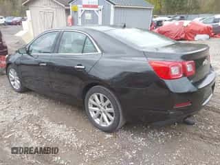 2014 Chevrolet Malibu LTZ z VIN 1G11H5SL4EF204847, wystawiony jako IAAI lot #43524309 z przebiegiem 212 353 mil mil oraz . Historia ofert i sprzedaży dostępna na DreamBid. Obrazek 3.