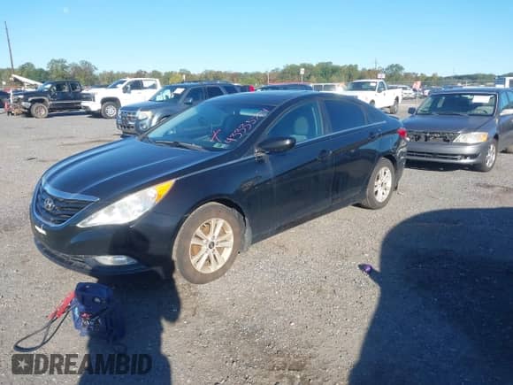 2013 Hyundai Sonata GLS с VIN 5NPEB4AC6DH768929, выставлен на аукционе IAAI как лот 43335724 с пробегом 135 334 миль миль и . История ставок и продаж доступна на DreamBid. Изображение 2.