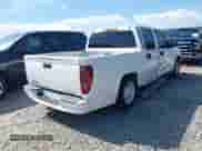 2005 Chevrolet Colorado 1SB LS Z85 z VIN 1GCCS136758180020, wystawiony jako IAAI lot #42626567 z przebiegiem 264 886 mil mil oraz . Historia ofert i sprzedaży dostępna na DreamBid. Obrazek 4.