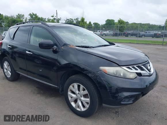 2011 Nissan Murano SV z VIN JN8AZ1MW2BW159086, wystawiony jako IAAI lot #42698968 z przebiegiem 230 983 mil mil oraz . Historia ofert i sprzedaży dostępna na DreamBid. Obrazek 1.