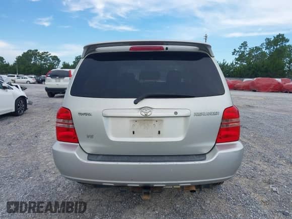 2003 Toyota Highlander с VIN JTEGF21A230085942, выставлен на аукционе IAAI как лот 42895495 с пробегом 233 898 миль миль и . История ставок и продаж доступна на DreamBid. Изображение 16.