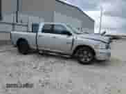 2016 Ram 1500 SLT z VIN 1C6RR6GG8GS256914, wystawiony jako Copart lot #70675065 z przebiegiem 136 737 mil mil oraz Szkoda całkowita • Salvage title. Historia ofert i sprzedaży dostępna na DreamBid. Obrazek 4.