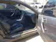 2010 Hyundai Genesis Coupe Grand Touring с VIN KMHHU6KH0AU013012, выставлен на аукционе IAAI как лот 42587522 с пробегом 141 691 миль миль и . История ставок и продаж доступна на DreamBid. Изображение 5.
