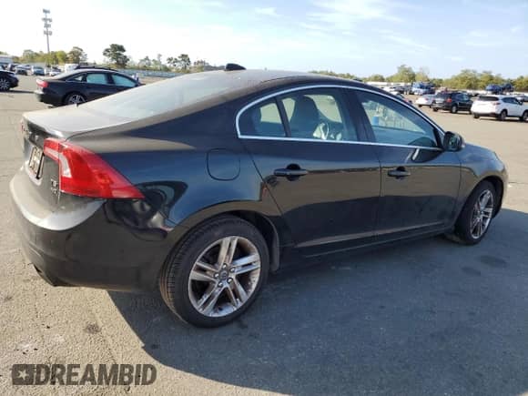 2015 Volvo S60 T5 Platinum с VIN YV1612TM9F2356357, выставлен на аукционе Copart как лот 74677214 с пробегом 110 395 миль миль и Чистый • Clean title. История ставок и продаж доступна на DreamBid. Изображение 3.
